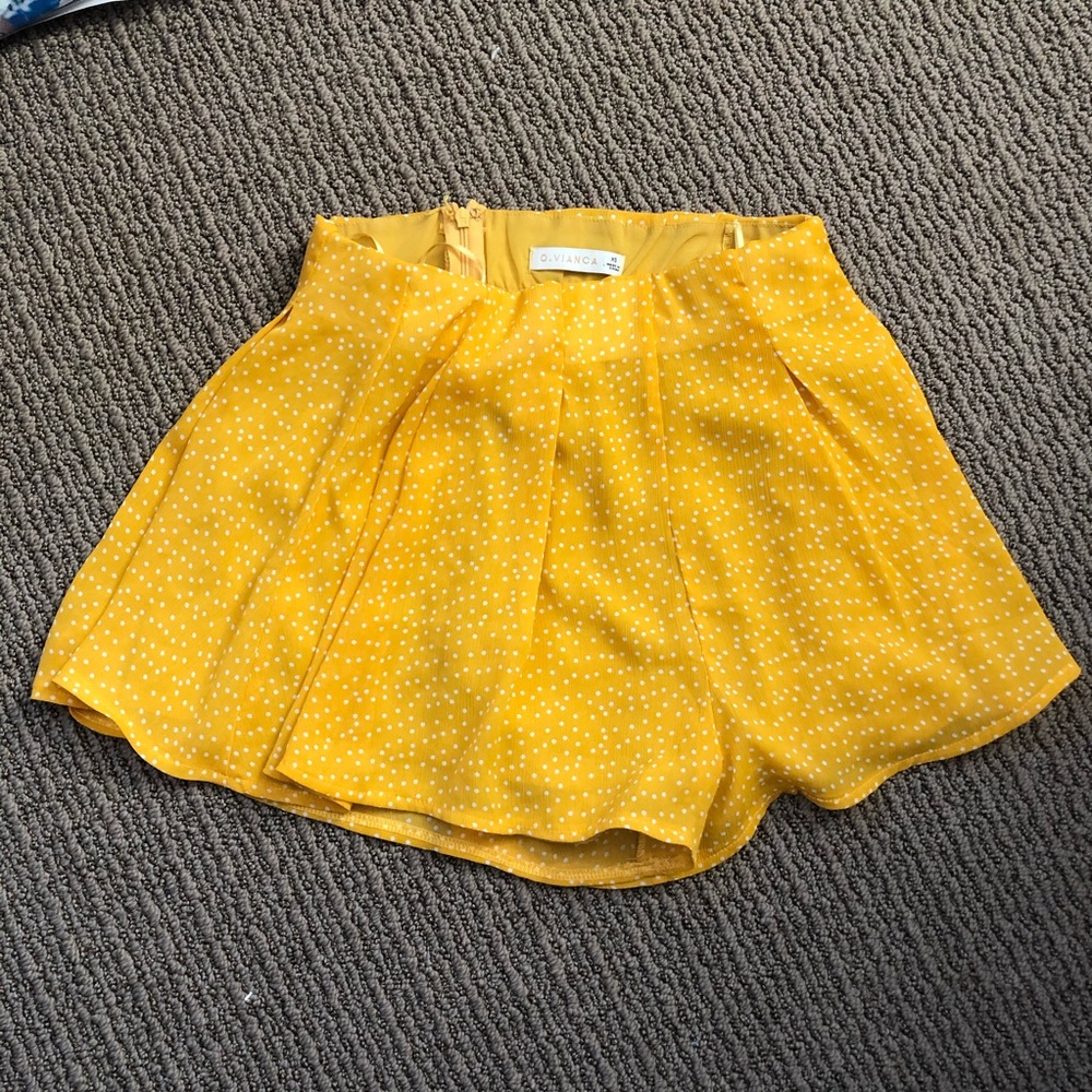 Boutique yellow polka dot skirt